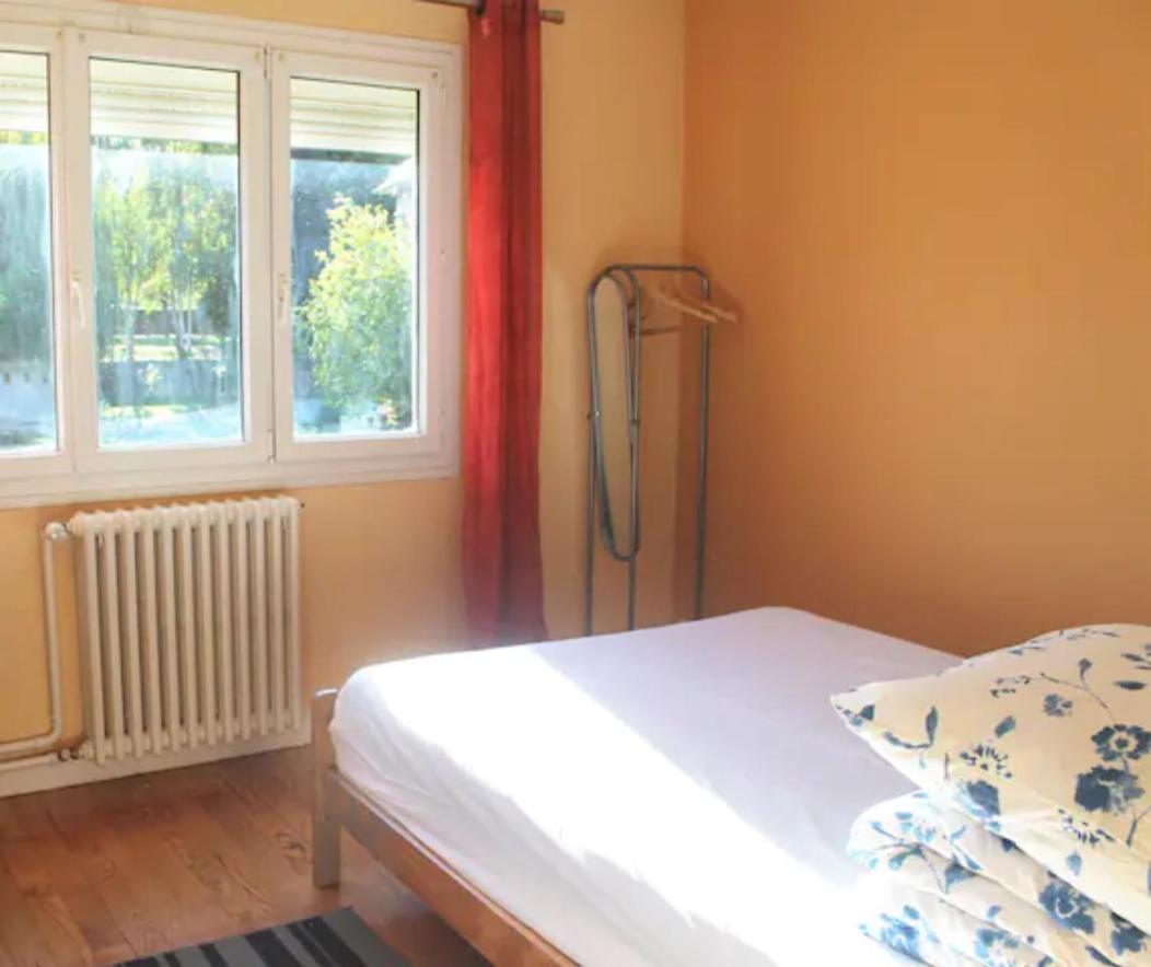 Maison Calme Et Idealement Placee Caen/St Contest Cambes-en-Plaine Buitenkant foto